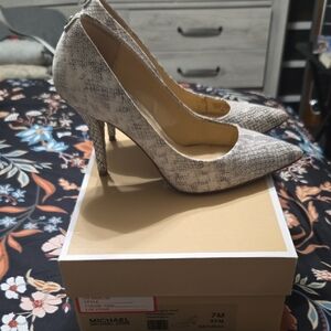 Michael Kors Flex High Pump